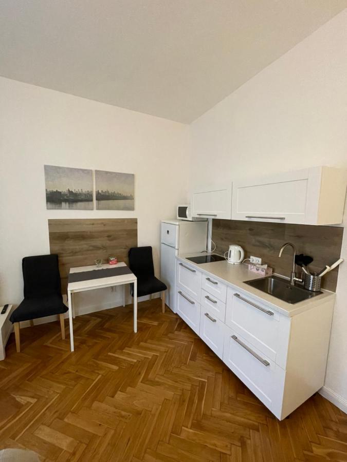 Apartmen -Studio Прага Екстер'єр фото